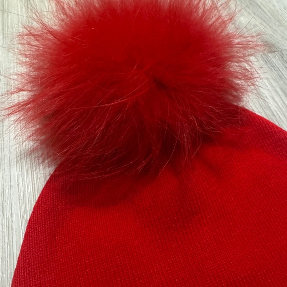 Winter Toque with Pom Pom - Picture 4 of 5